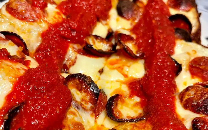 HEMI Detroit Style Pizza